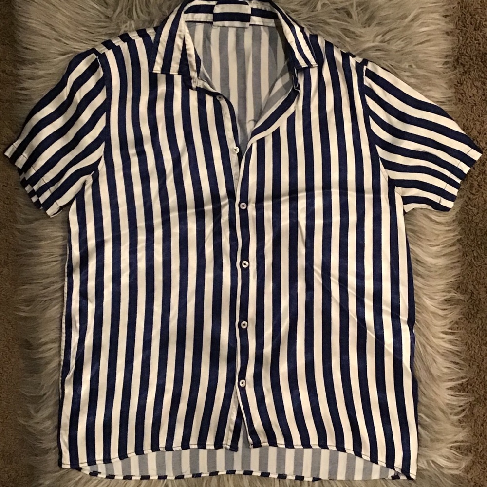 Zara Mens Silk Short Sleeve Button Down Size M